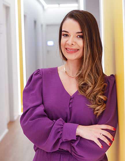Dra Daine Carrilho - Ginecologista em Salvador